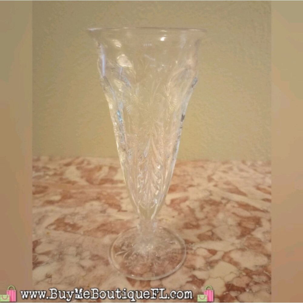 VINTAGE: Etched Cut Glass Bud Vase Antique - Picture 1 of 2